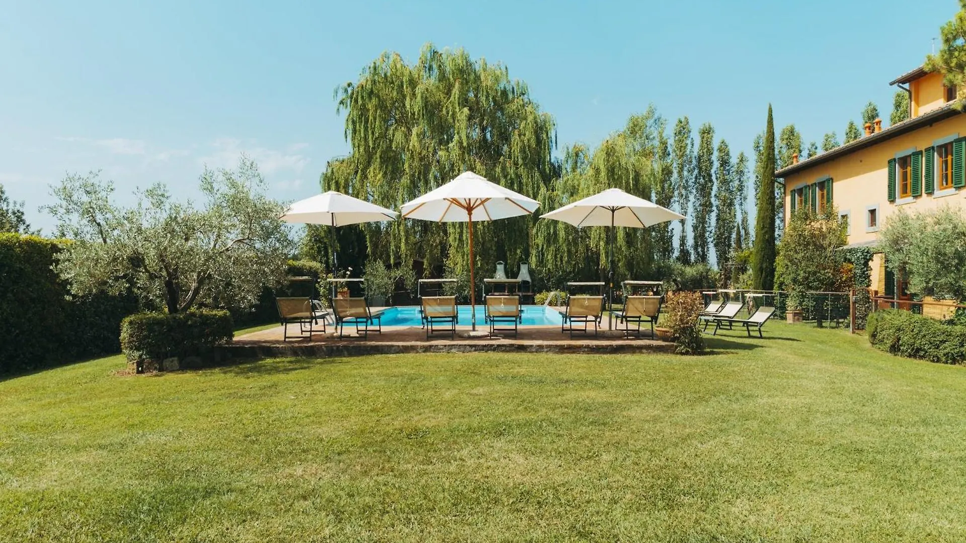 Beautiful Holiday Home With View Over Cortona In Beautiful Surroundings Chalet