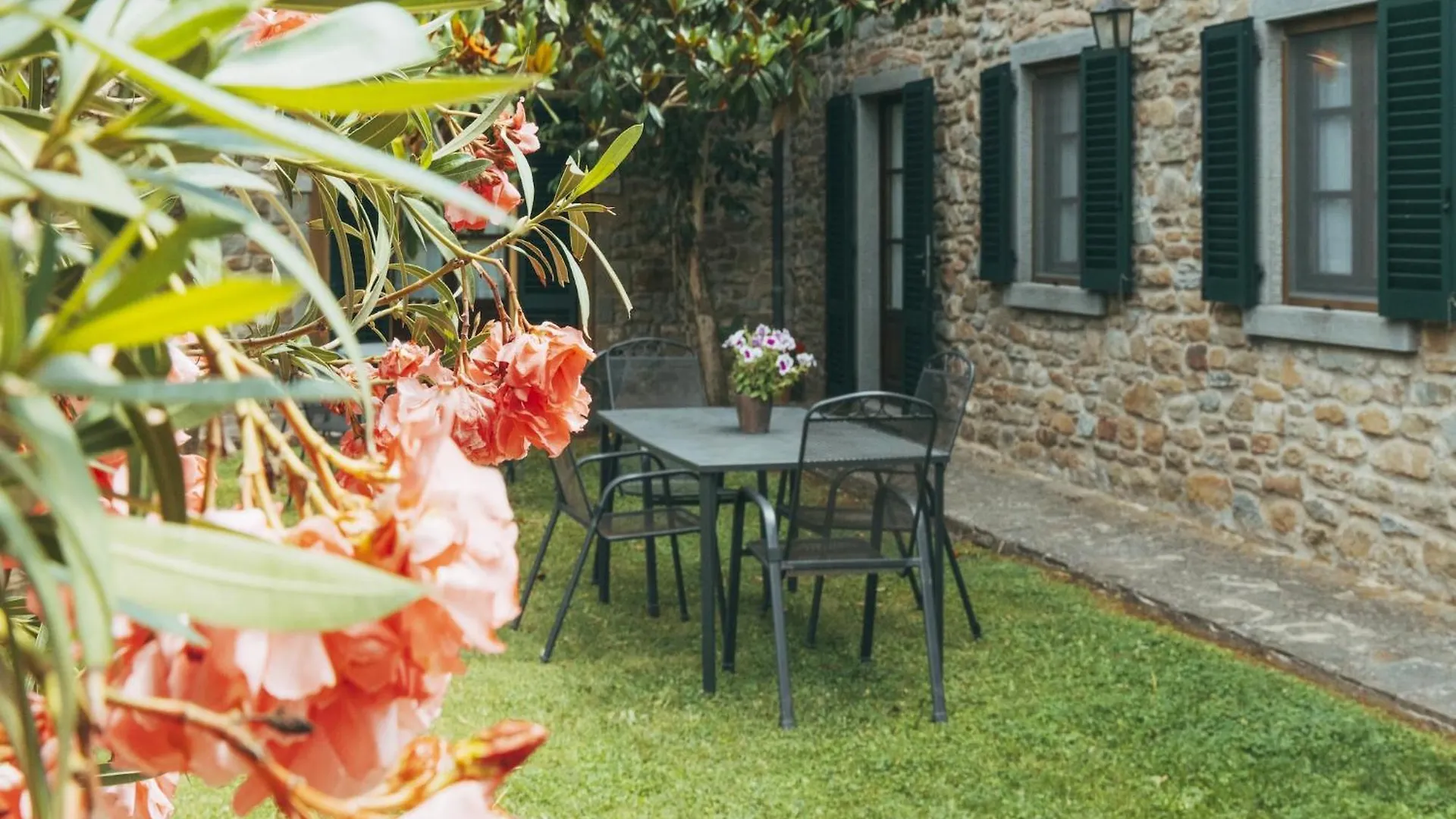 Beautiful Holiday Home With View Over Cortona In Beautiful Surroundings Chalet