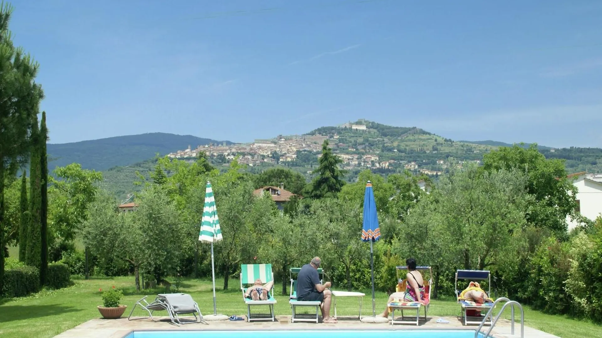 Beautiful Holiday Home With View Over Cortona In Beautiful Surroundings Chalet